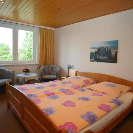 Hansen Auf B&B 페마른