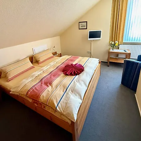 Hansen Auf 페마른